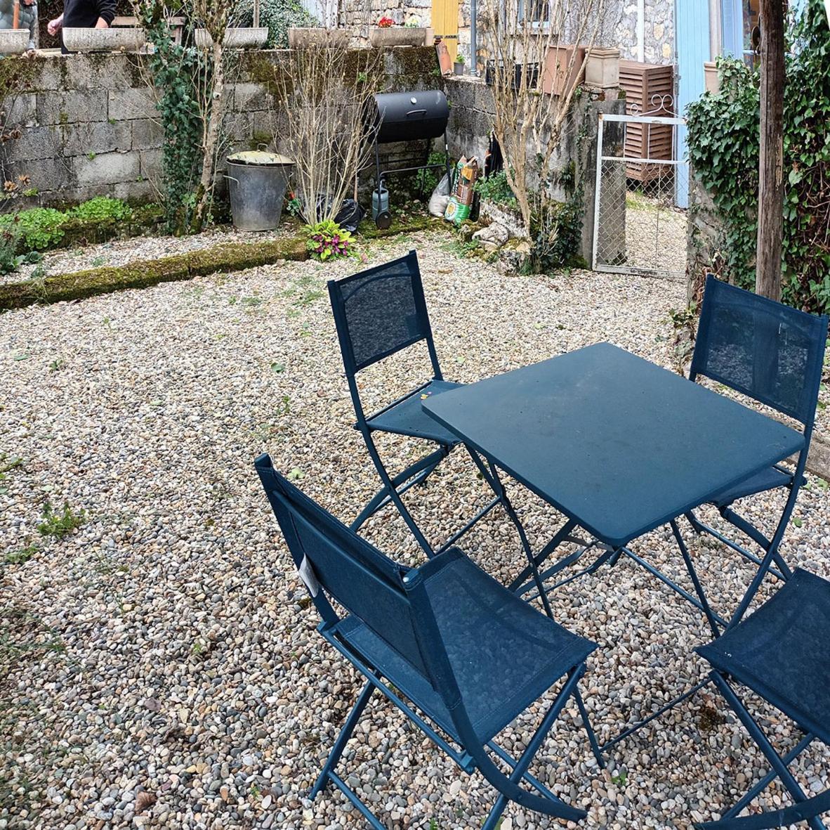 Apartamento Au Bord De La Riviere Verteuil-sur-Charente Exterior foto